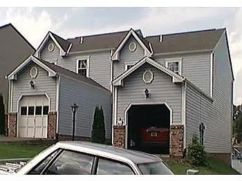 150 Villa Dr photo 1