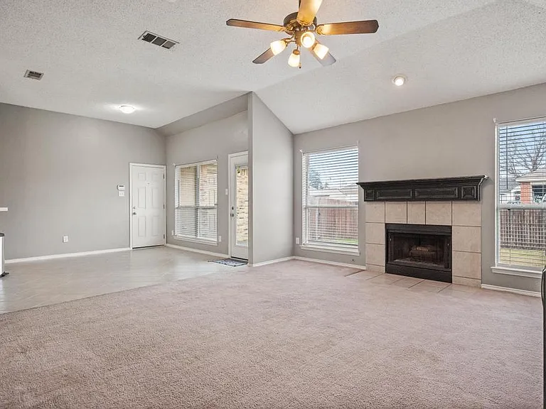 7700 Glenoaks Dr — Photo 7