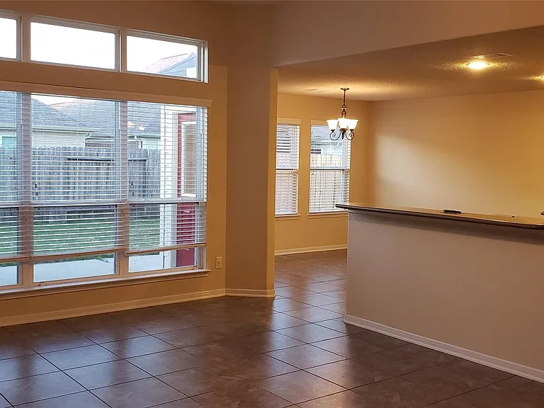 9923 Yearling Pl — Photo 8