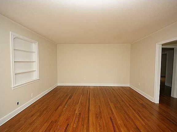 4th image of 5108 Parkside Dr