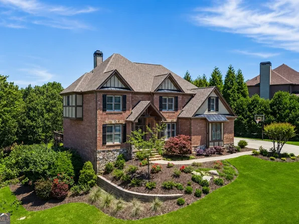4526 Meadowland Way, Flowery Branch, GA 30542