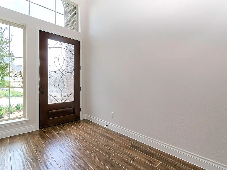 3410 Willow Crescent Ct — Photo 9