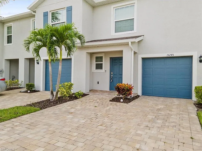 15245 Wildflower Cir — Photo 2
