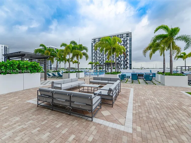 5350 NW 84th Ave #509 — Photo 41