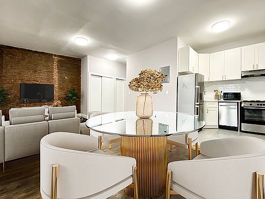 1st image of 326 W 23rd St APT 4R