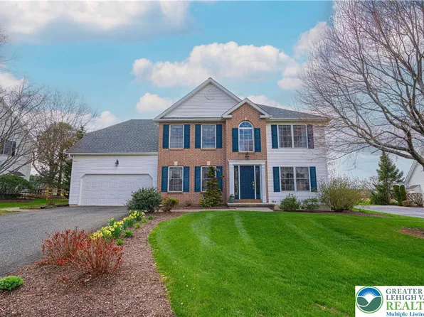 3240 Watermill Dr, Macungie, PA 18062