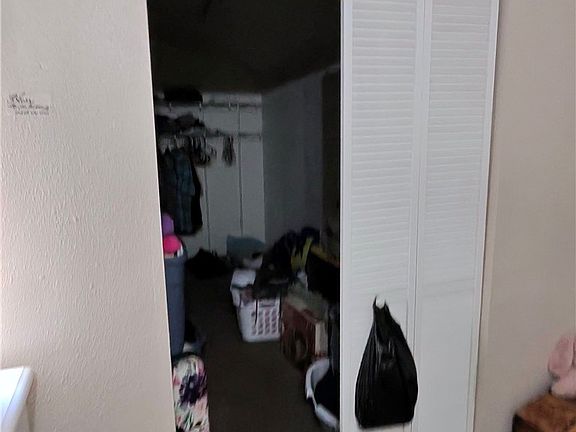 4th image of 1217 S 10th St