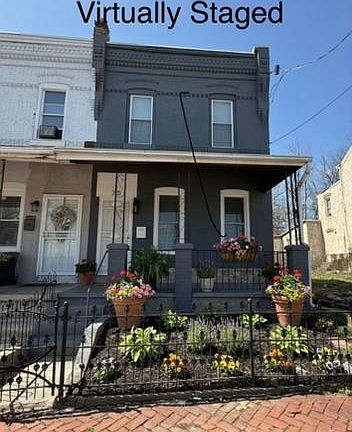3rd image of 346 Parker St
