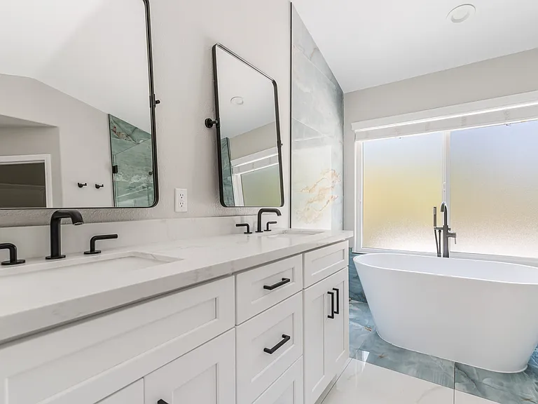 493 Messina Pl — Photo 16