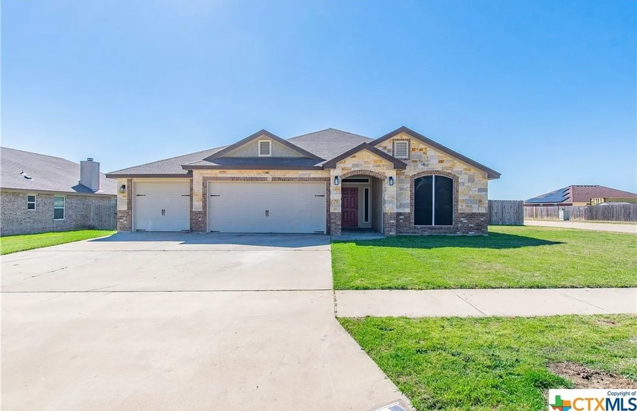 Alamocitos Creek Dr, Killeen — Photo 1
