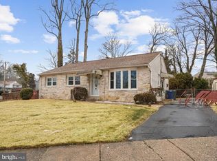 2665 Fox Ave, Roslyn, PA 19001