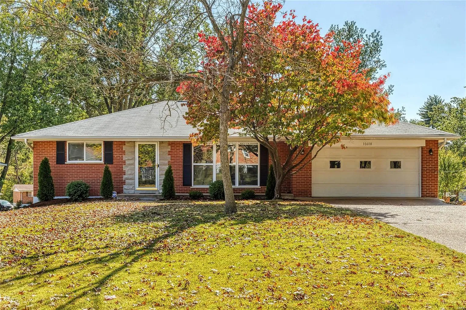 10608 Knollside Cir photo 1