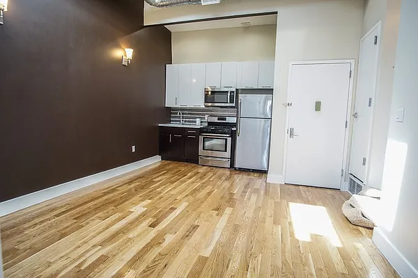 Rented by Lofts and Flats LLC | media 1