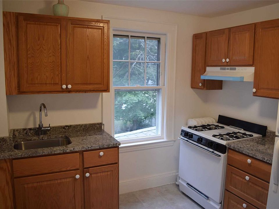 1st image of 65 Hinsdale Ave