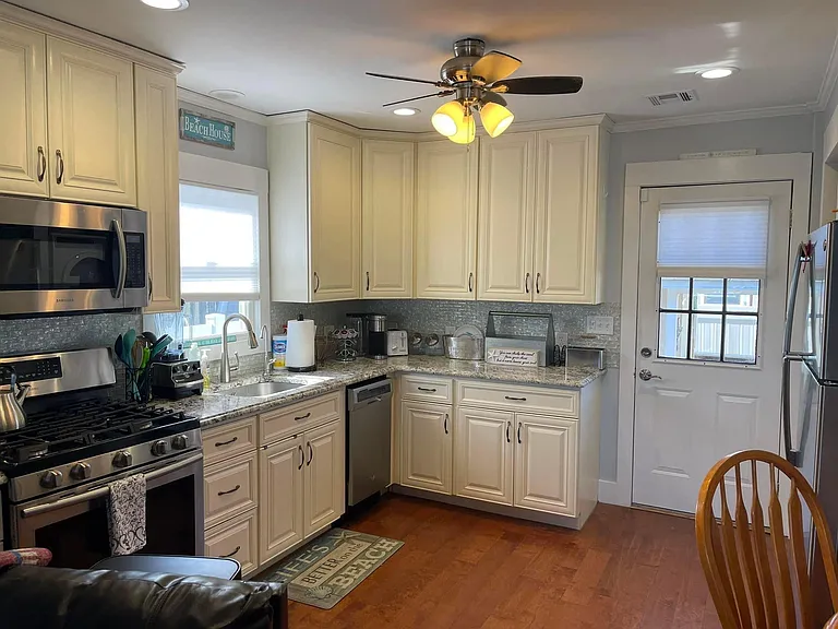 113 Surf Dr — Photo 10
