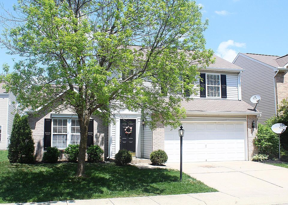 1st image of 3588 King Edward Way