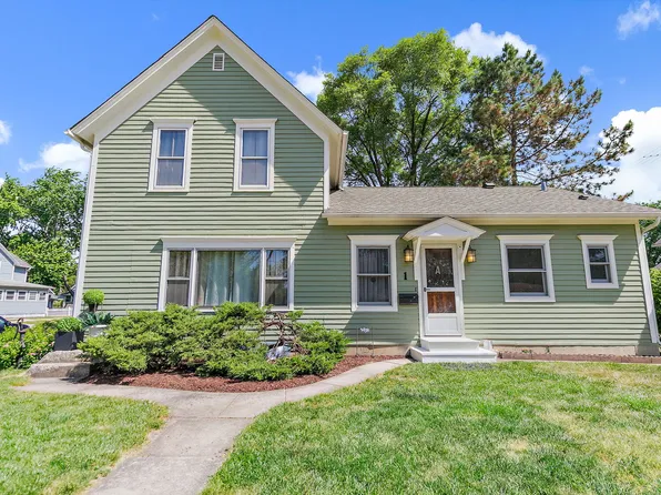 1 Adams St, Dundee, IL 60118