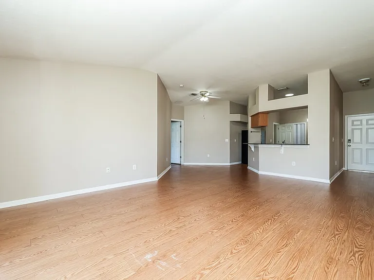 12008 Butler Woods Cir — Photo 4