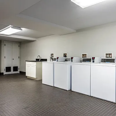 Rented by Nooklyn NYC LLC | media 10