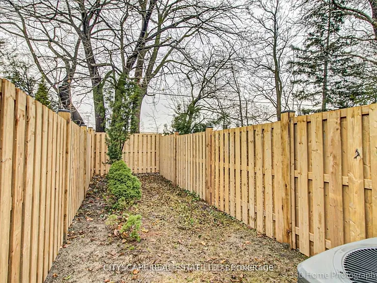 176 Wellesworth Dr #BASEMENT — Photo 22