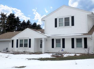 303 N Fairview Ave, North Prairie, WI 53153