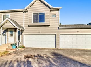 2823 32nd St S, Moorhead, MN 56560