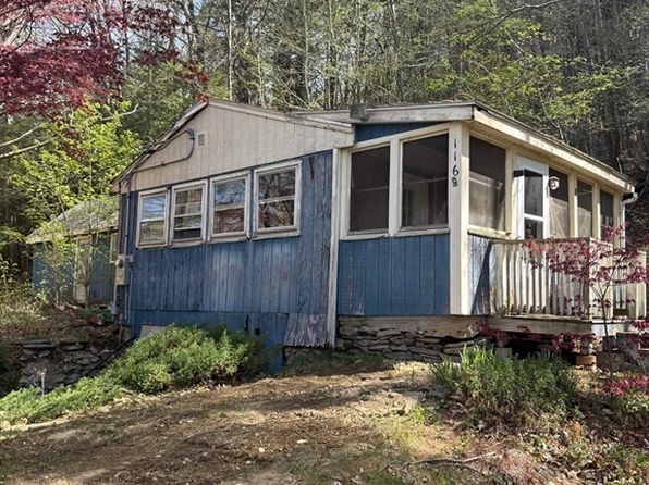 116 Nugget Dr, Charlton, MA 01507