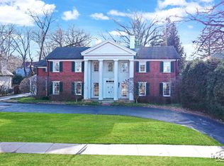 1041 Michigan Ave, Wilmette, IL 60091