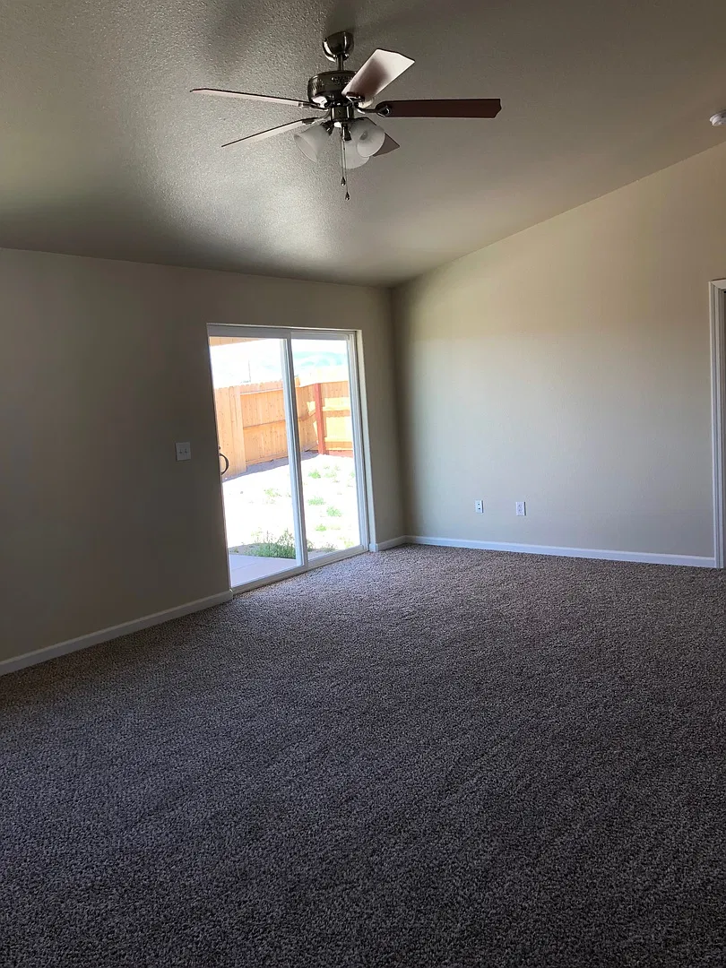4569 Spaight ST — Photo 2
