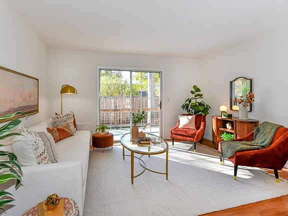 4th image of 1807 Aurora Drive