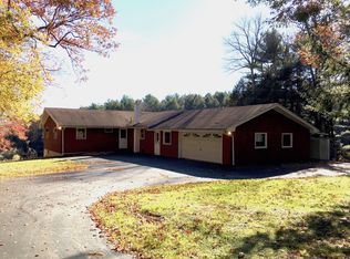 1286 Packer Dr, Weatherly, PA 18255