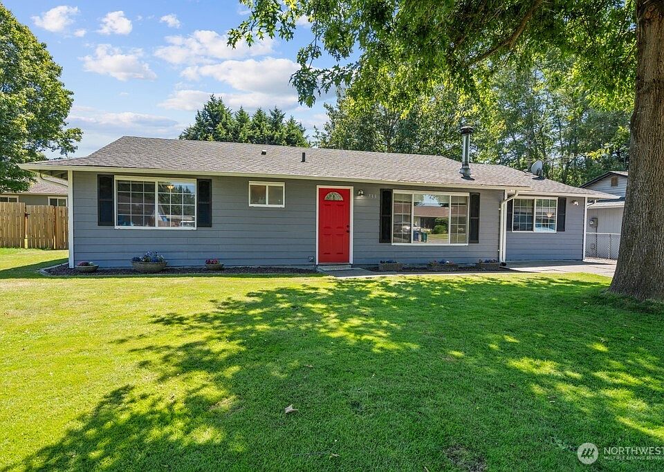 1st image of 733 2nd Avenue NE