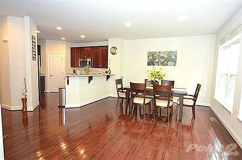 kitchendiningroom_700