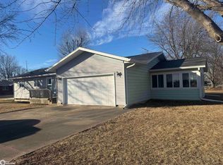 107 Orchard St, Donnellson, IA 52625