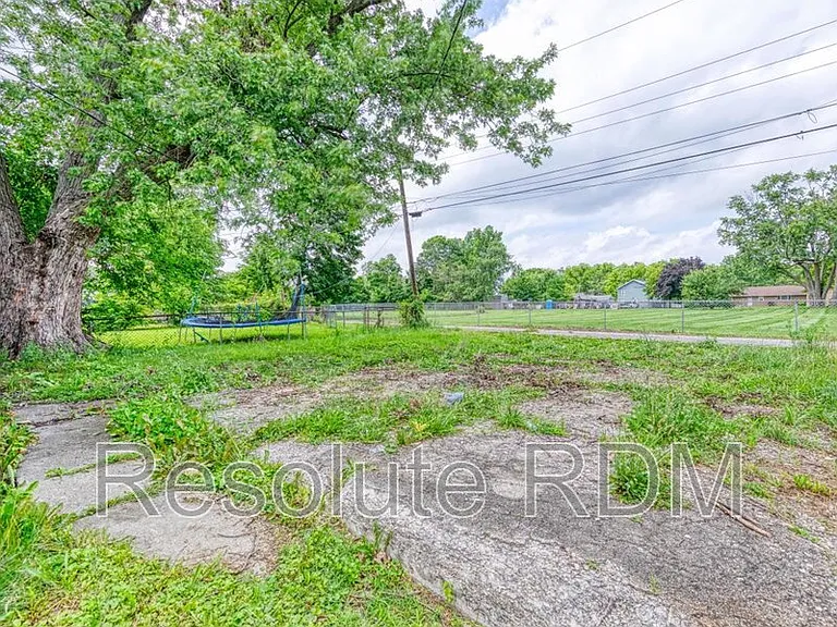 1308 E Taylor St — Photo 28
