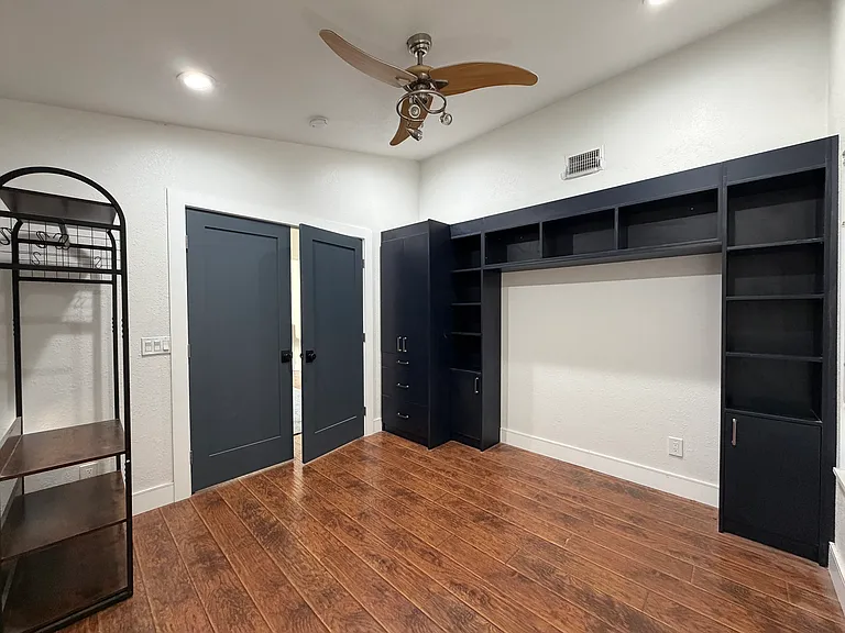 22470 Mountain View Rd — Photo 1