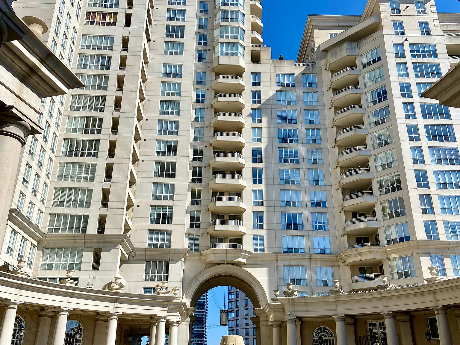 Grand Harbour — Photo 1