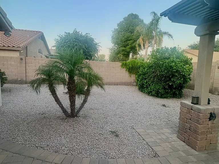 4631 E Torrey Pines Ln — Photo 7