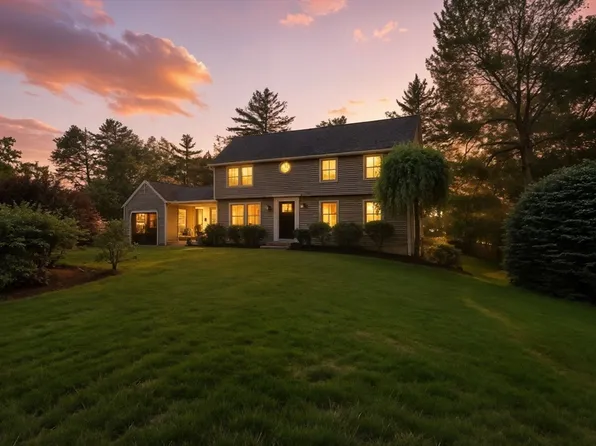 53 Yankee Cir, Westfield, MA 01085