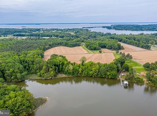 2 Zacata Rd, Montross, VA 22520