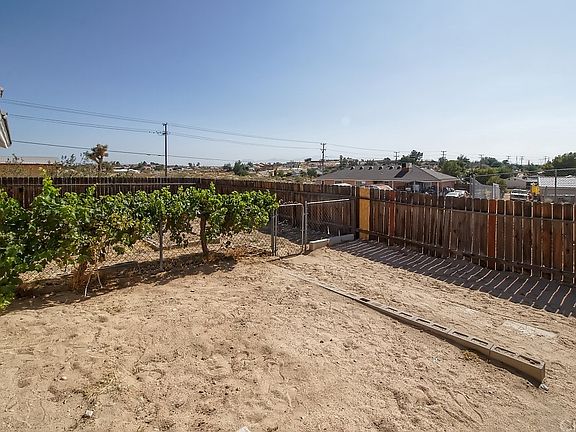 3rd image of 16532 Village Dr