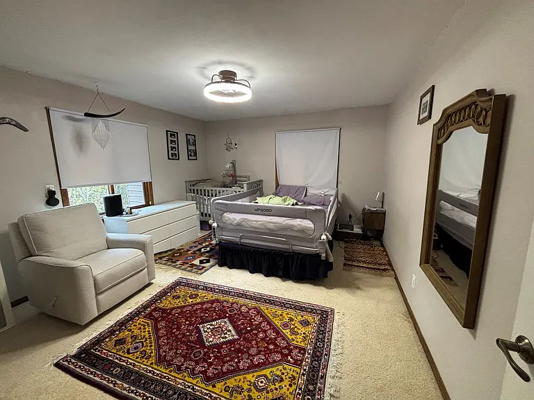 7530 N Port Washington Rd #203 — Photo 3