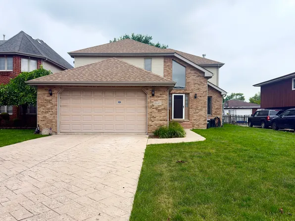 8440 Mayfield Ave, Burbank, IL 60459