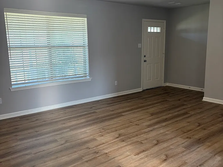 17 Magnolia Dr — Photo 8