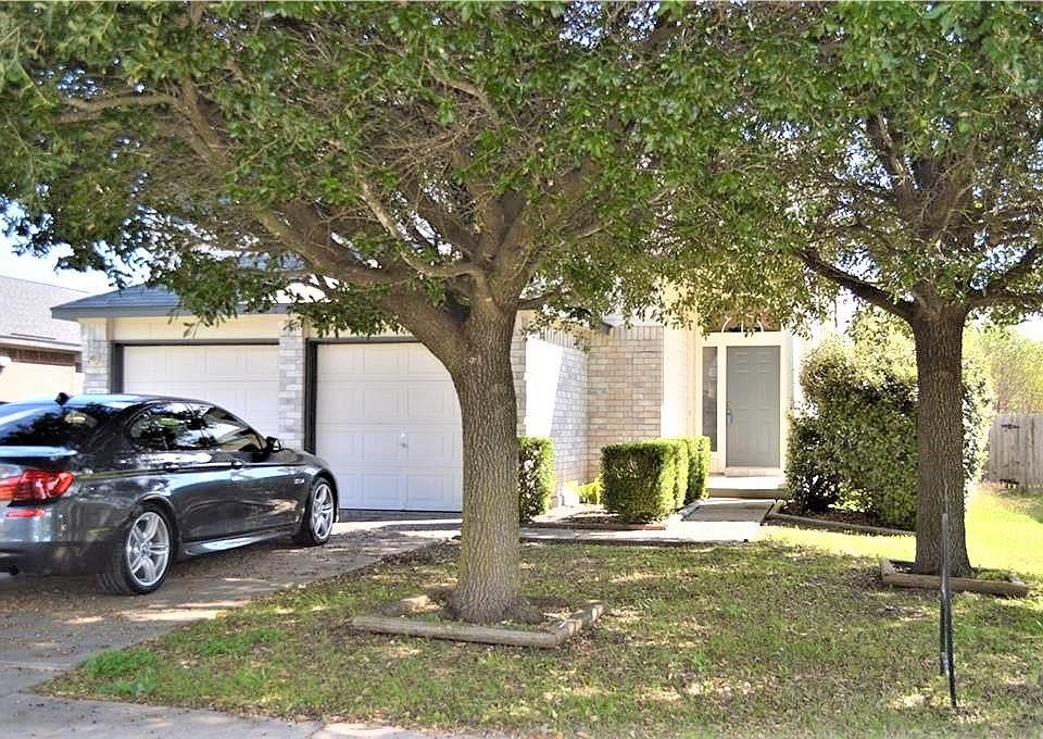 1st image of 17505 Salt Flat Ln