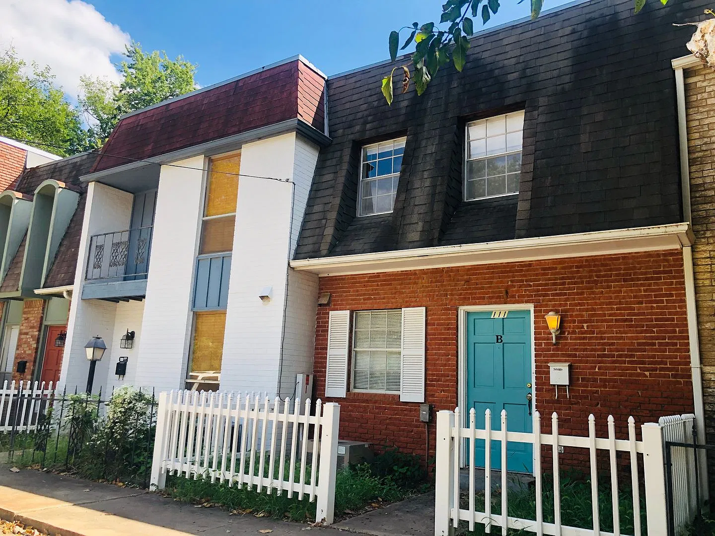 67.1 - 111 S. Husband St. Uni A-D — Photo 1
