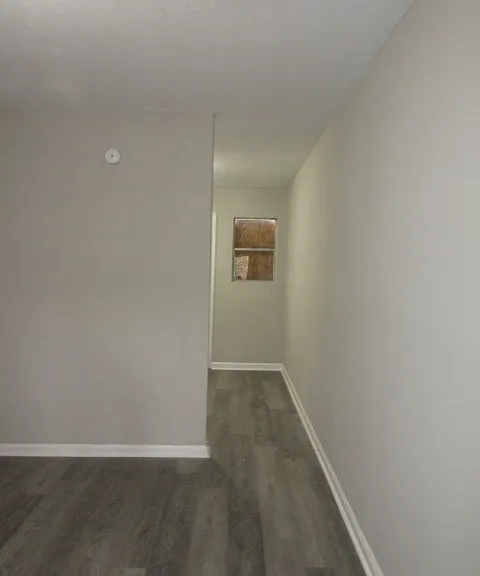 784 Terminal Ct #6 — Photo 4