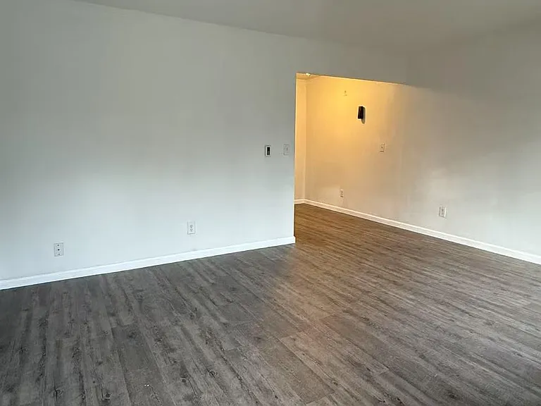 50 Orchard View Ct — Photo 2