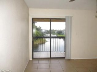 2845 Winkler Ave APT 323, Fort Myers, FL 33916