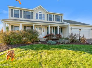 41 Holly Mill Rd, Selkirk, NY 12158